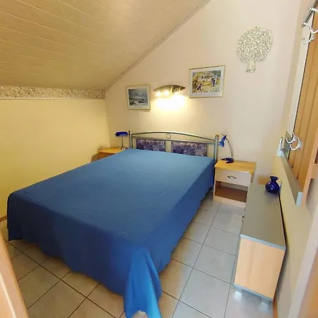 Apartamento With Parking Space - 18410 Crikvenica