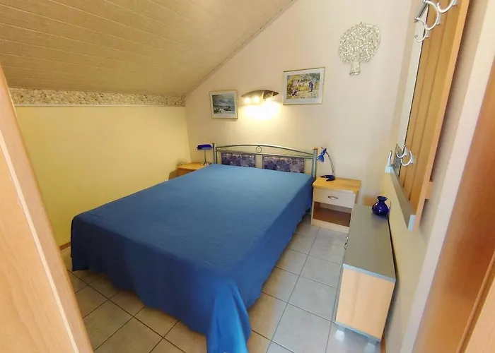 Apartment With Parking Space - 18410 Crikvenica